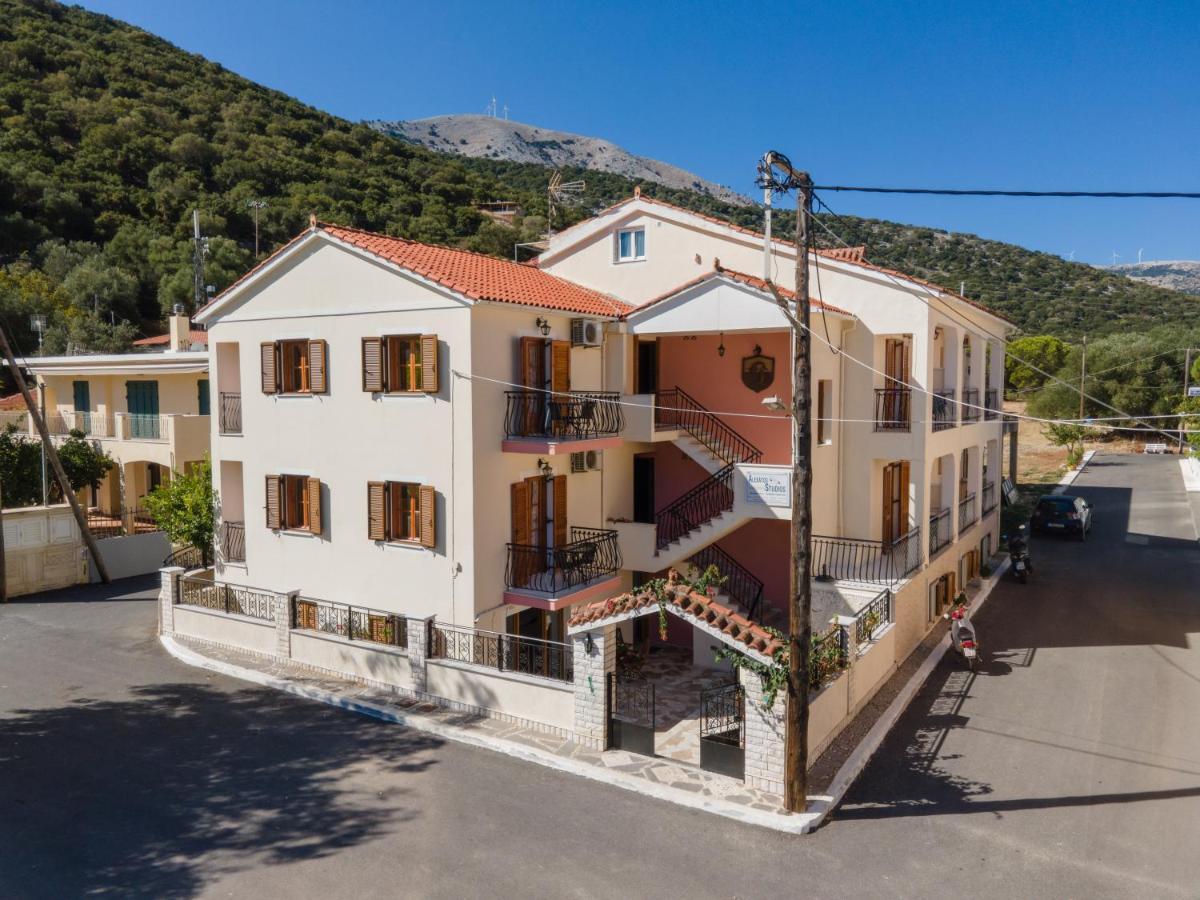 Alexatos Studios & Apartments Agia Efimia Ngoại thất bức ảnh
