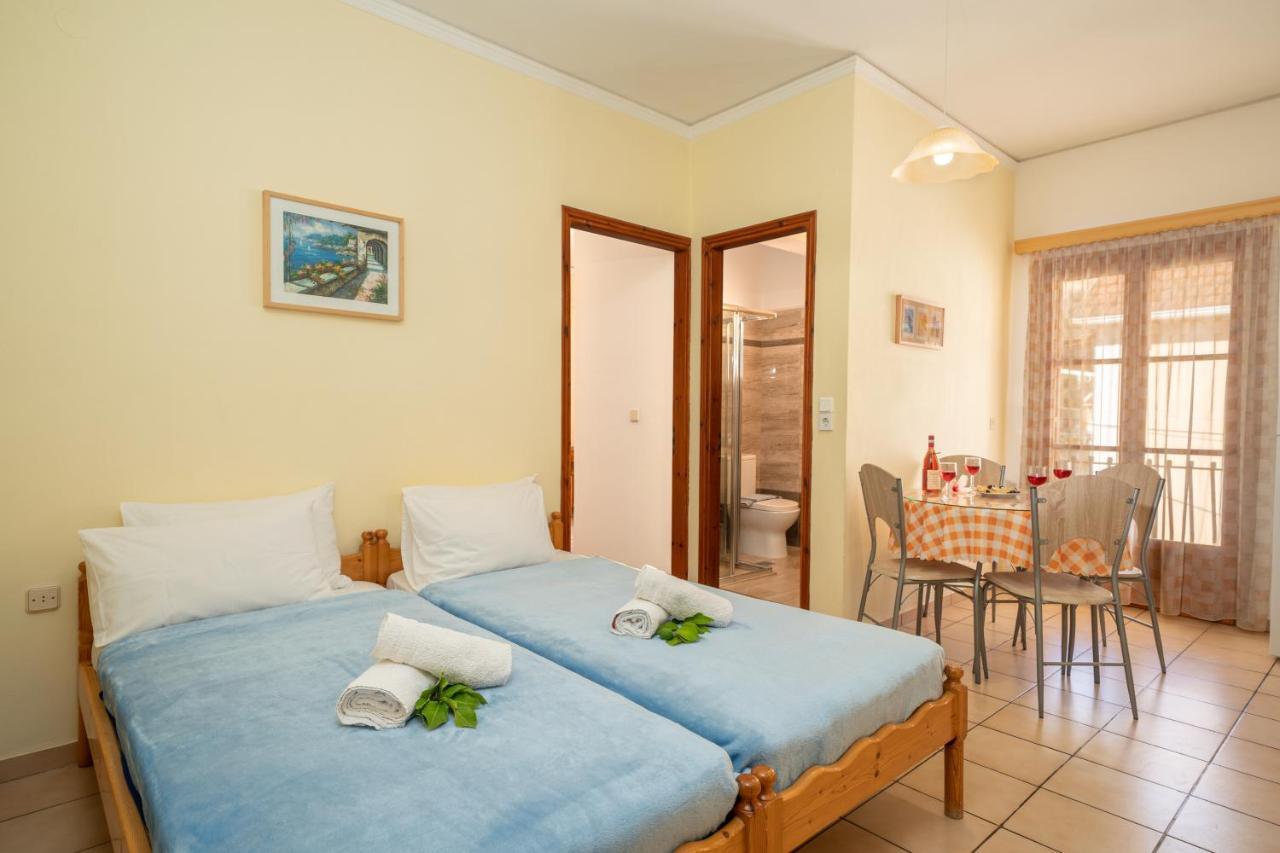 Alexatos Studios & Apartments Agia Efimia Ngoại thất bức ảnh