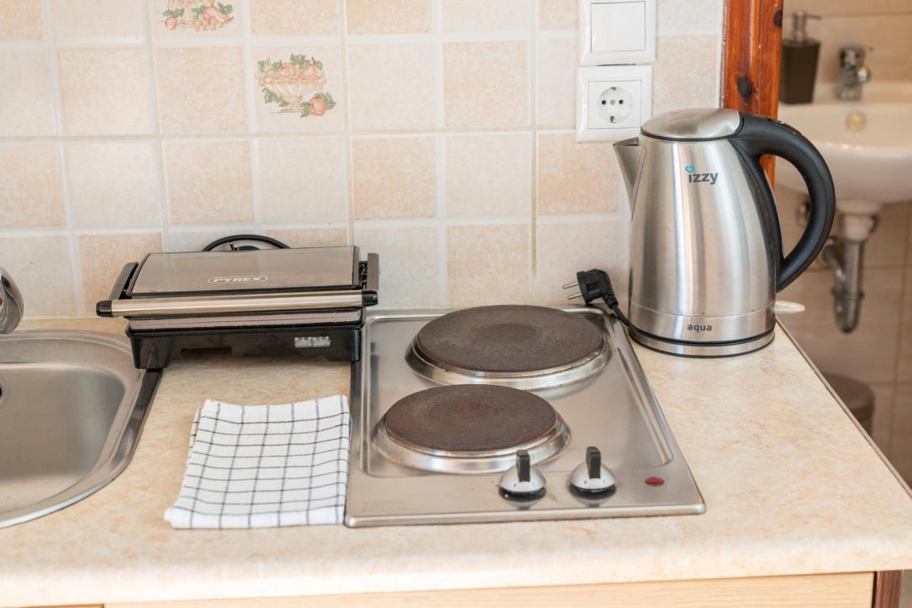 Alexatos Studios & Apartments Agia Efimia Ngoại thất bức ảnh