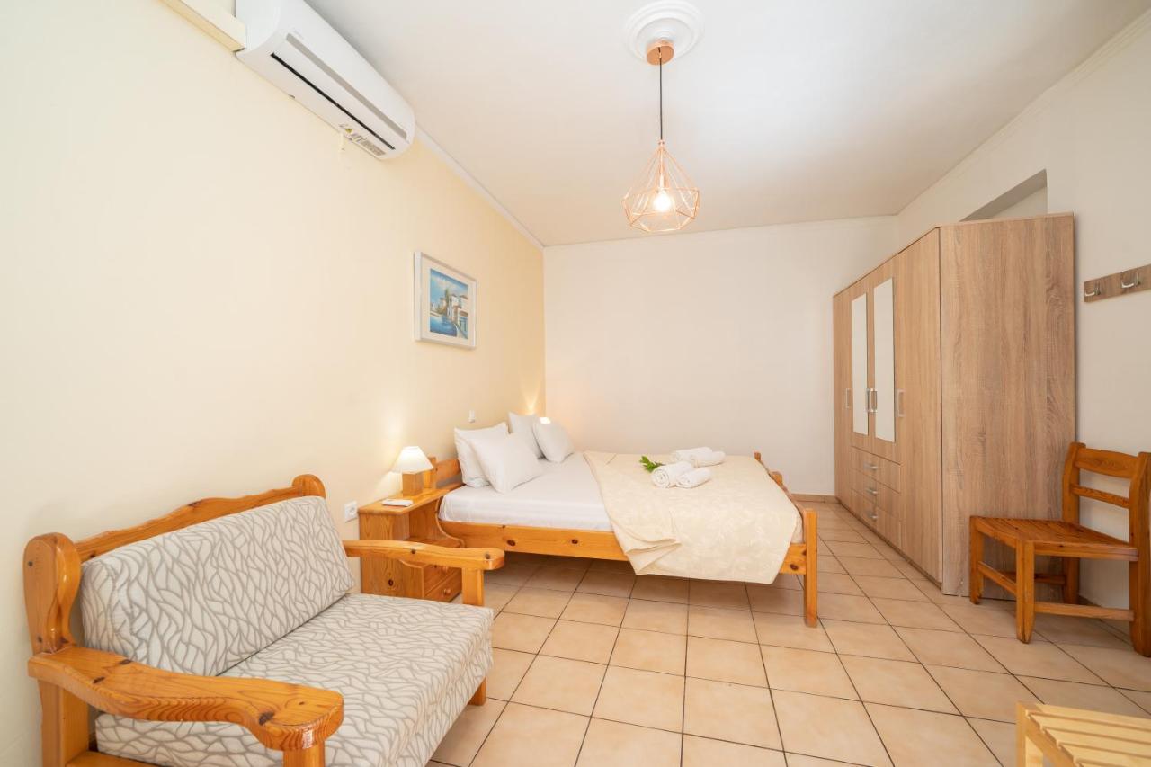 Alexatos Studios & Apartments Agia Efimia Ngoại thất bức ảnh