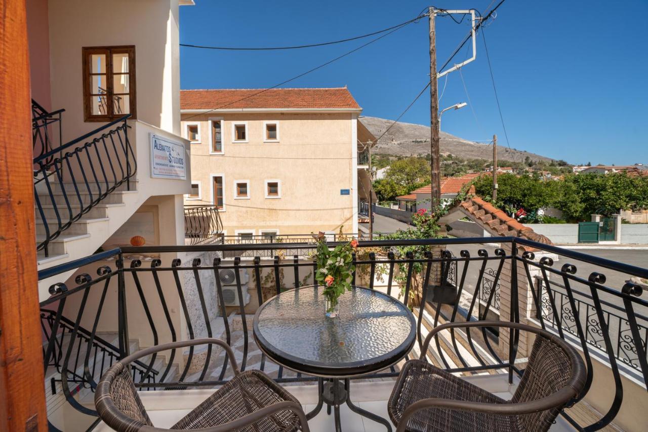 Alexatos Studios & Apartments Agia Efimia Ngoại thất bức ảnh