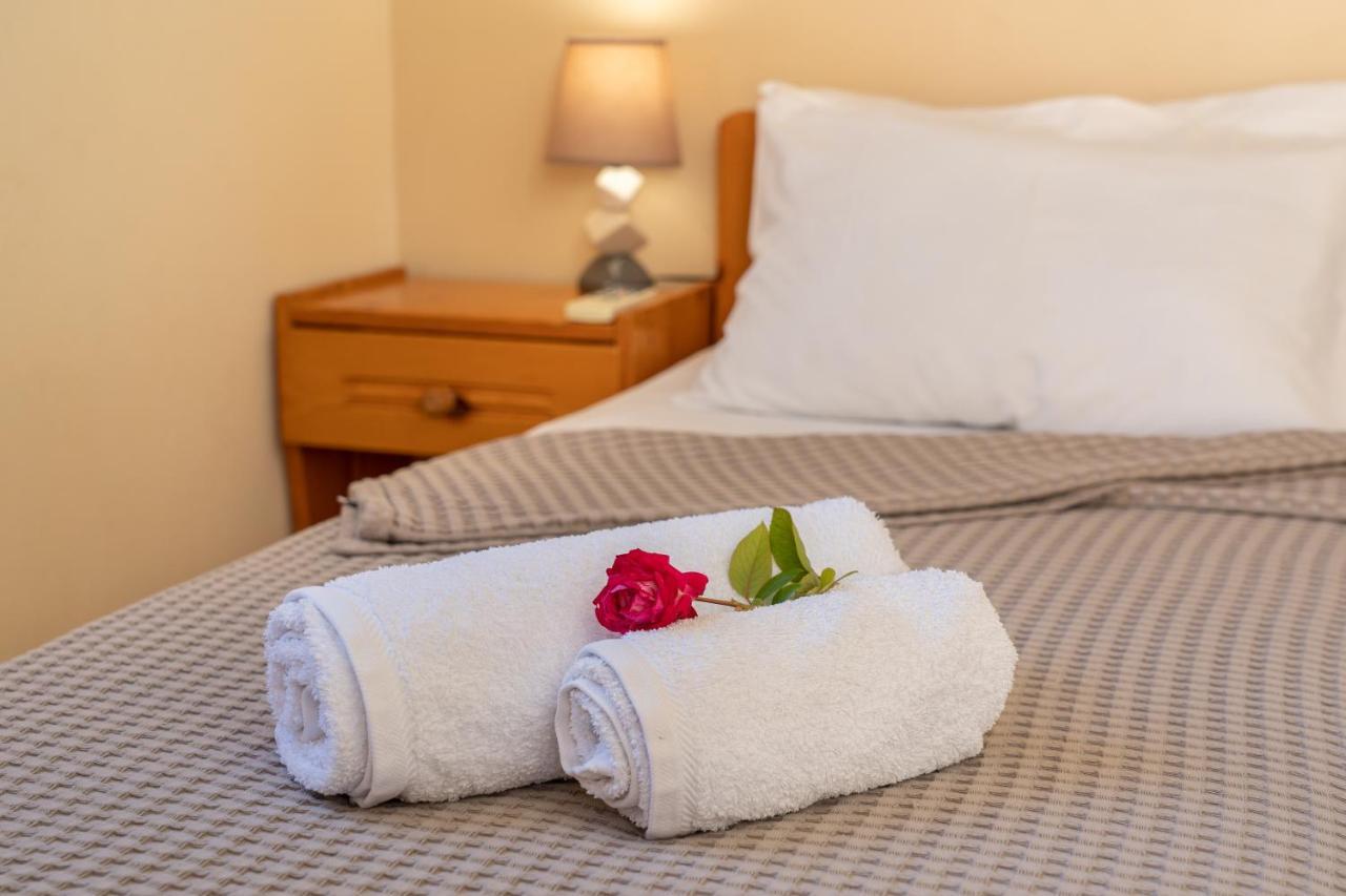 Alexatos Studios & Apartments Agia Efimia Ngoại thất bức ảnh