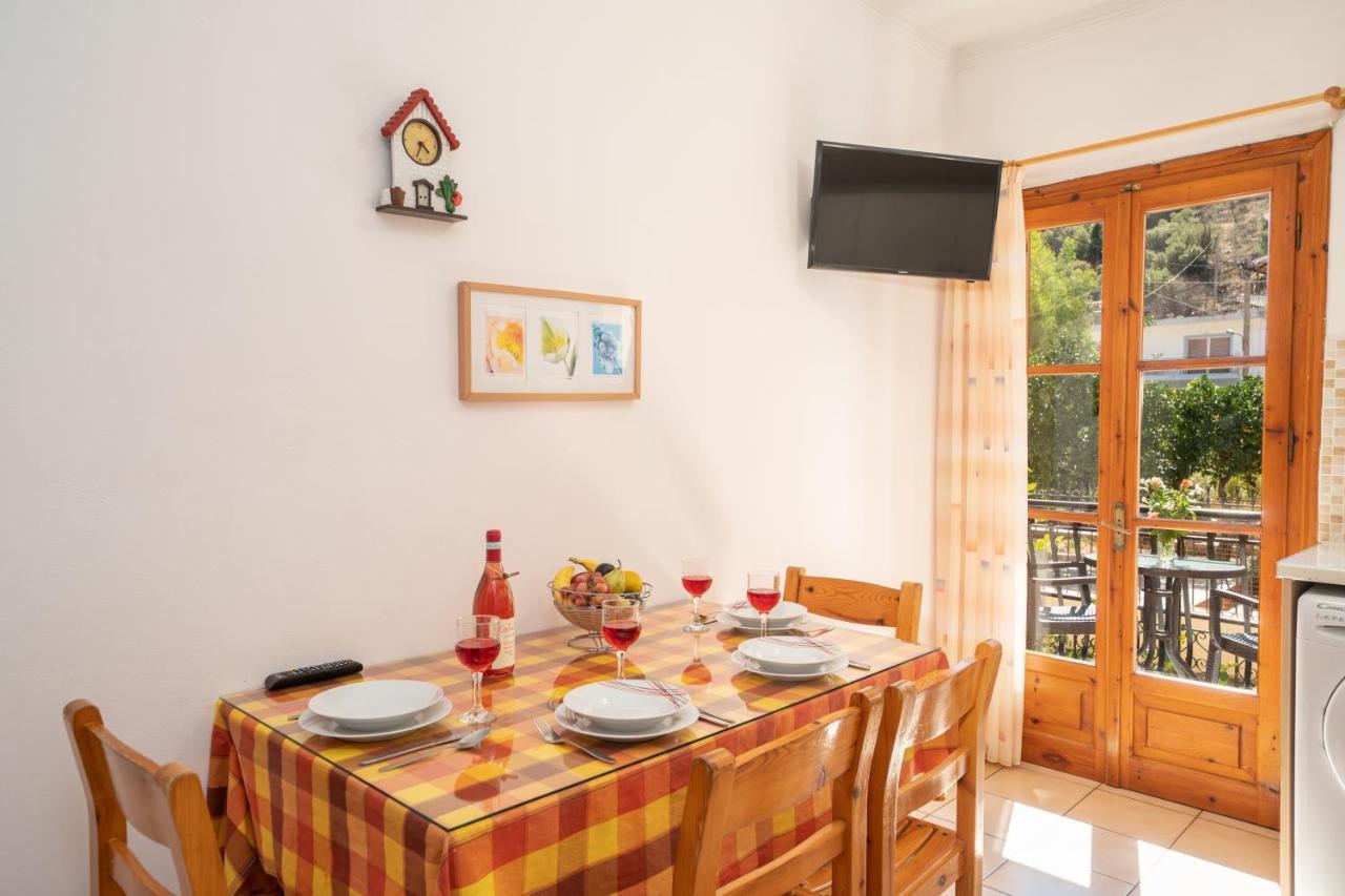 Alexatos Studios & Apartments Agia Efimia Ngoại thất bức ảnh