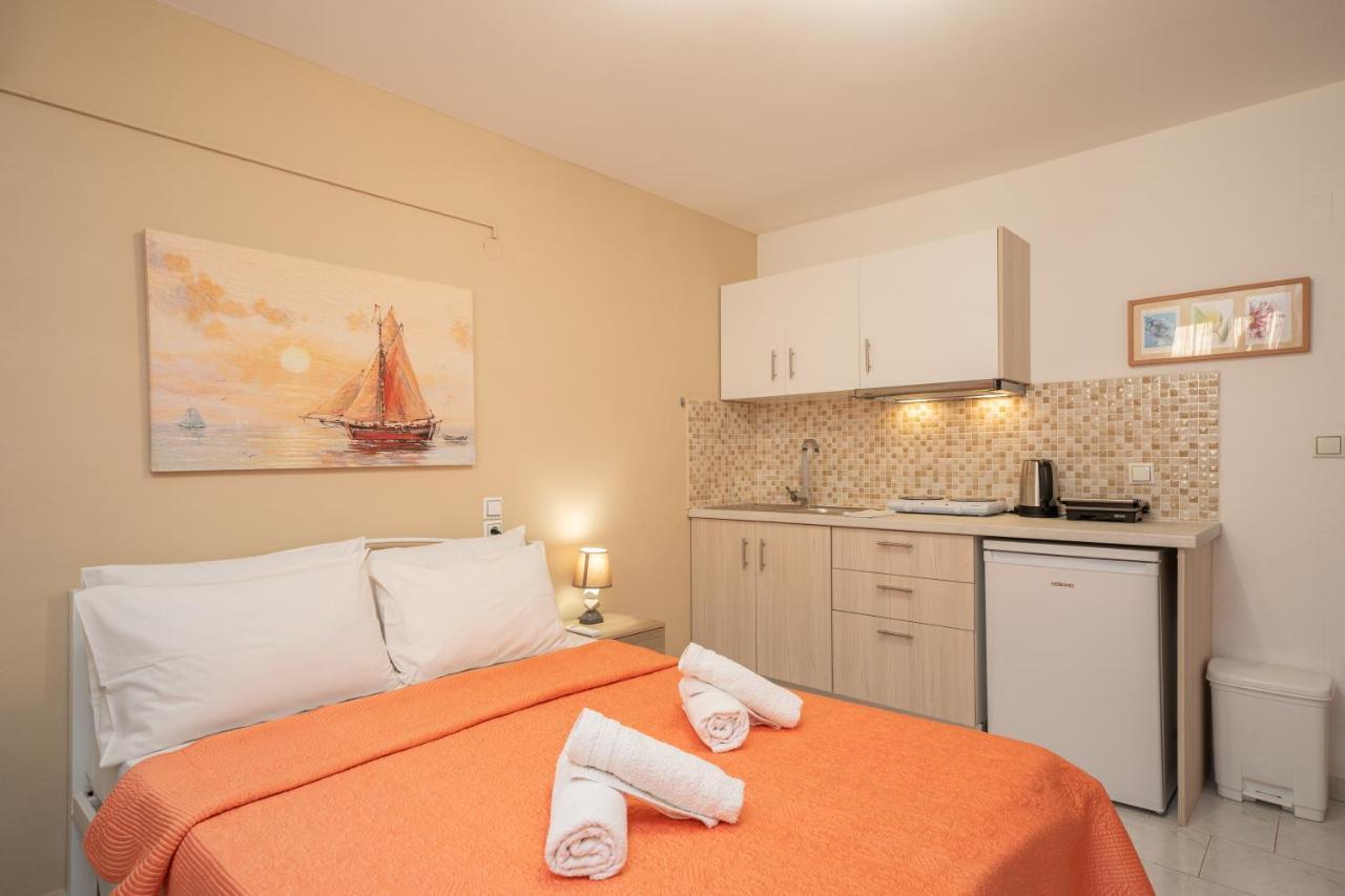 Alexatos Studios & Apartments Agia Efimia Ngoại thất bức ảnh